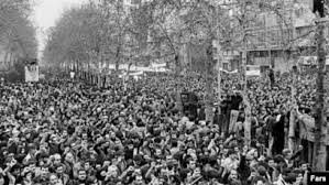 kourosh shojaee - کورش شجاعی مدیر مسئول روزنامه خراسان - کورش شجاعی روزنامه نگار - کورش شجاعی نویسنده - انقلاب