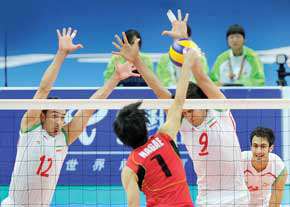 kourosh shojaee - کورش شجاعی مدیر مسئول روزنامه خراسان - کورش شجاعی روزنامه نگار - کورش شجاعی نویسنده - والیبال جام ملت های آسیا 1390