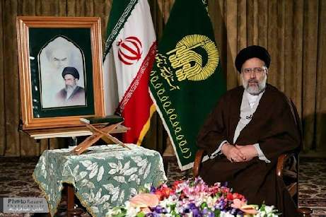 - نوشته کورش شجاعی مدیر مسئول روزنامه خراسان - سرمقاله روزنامه خراسان - کورش شجاعی - kourosh shojaee - انتخابات تولیت آستان قدس - سید ابراهیم رئیسی